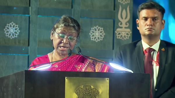 இருளை அகற்றட்டும் இருளை அகற்றட்டும்