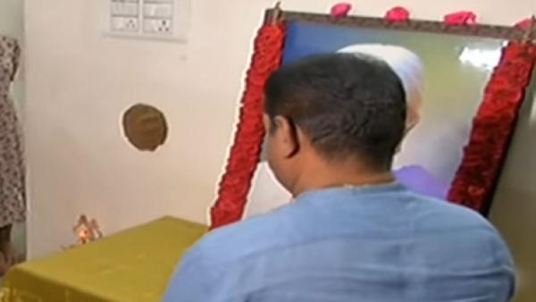 ஓபிஎஸ்க்கு ஆறுதல் கூறிய சீமான் 