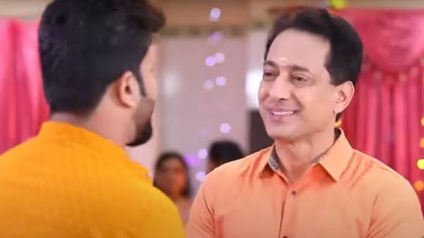 மண்டபத்திற்கு வந்த கோபி