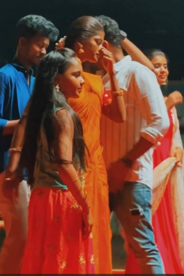 உருக்கமான வார்த்தைகள்