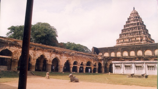 தஞ்சாவூர் அரண்மனை தஞ்சாவூர் அரண்மனை