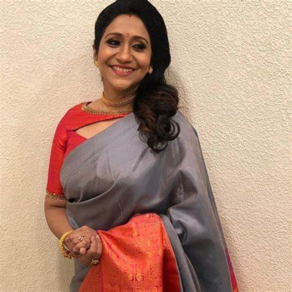 சிறுவயதில் திருமணம்