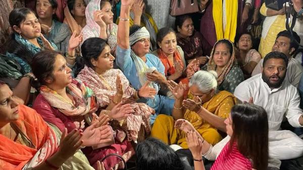 போலீசுக்கு ஓடிய ஆம்ஆத்மி 