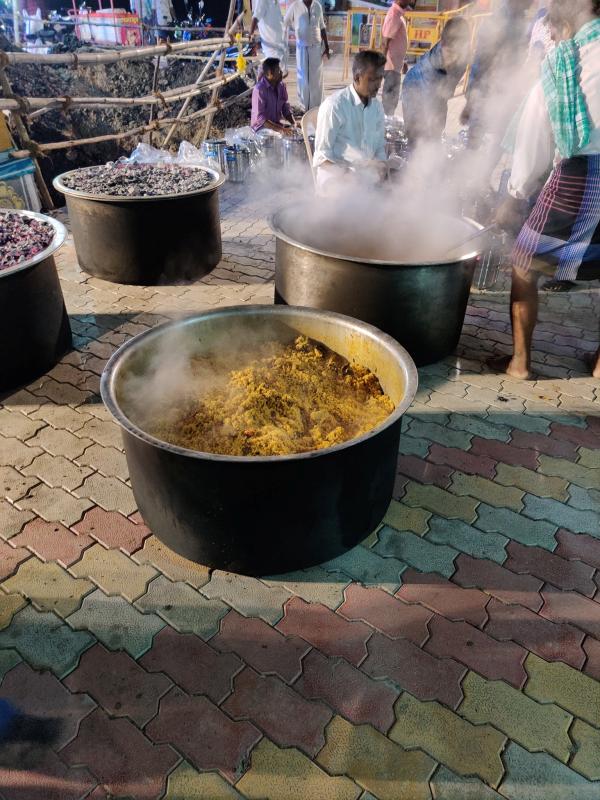 Vadakambatti Munyandiswamy temple 88th year Biriyani festival 