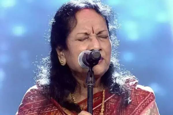 தீர்க்க சுமங்கலி 