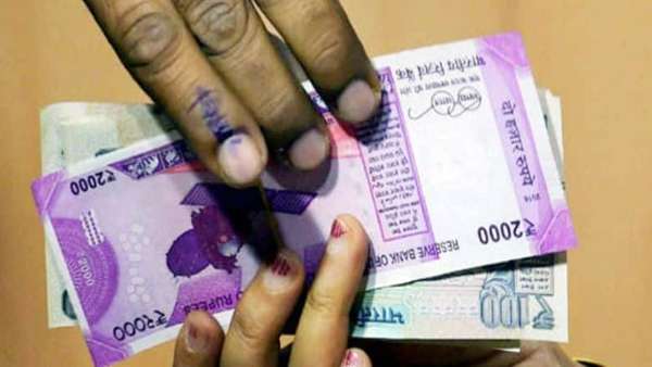 Erode East voters 2 kg of mutton Rs 5000 money BJP Annamalai complaint to Indian election commission