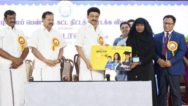 கல்வி இல்லாத பெண்கள் களர்நிலம் என்ற பாரதிதாசன்: கல்வி இல்லாத பெண்கள் களர்நிலம் என்ற பாரதிதாசன்: