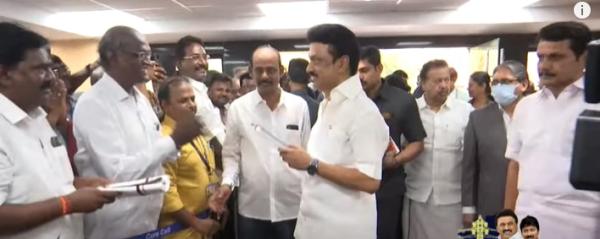 அமைச்சர் செந்தில் பாலாஜியுடன் மாதம் ஒரு கூட்டம்: 