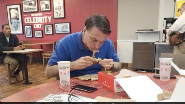  அமெரிக்காவில் தஞ்சம்