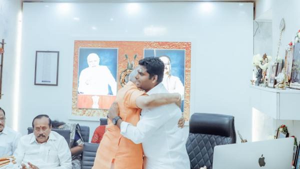 நேர்கொண்ட பார்வை 