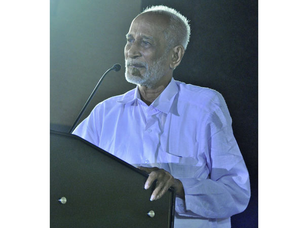  ரஜினியுடன் போயஸ் கார்டனில்.. 