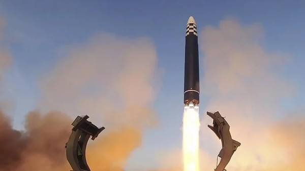 ஏவுகணை சோதனை