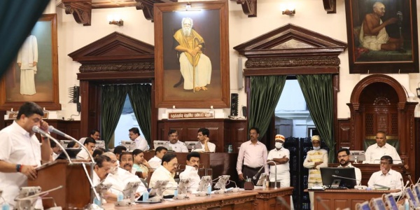  8 விஷயங்கள்