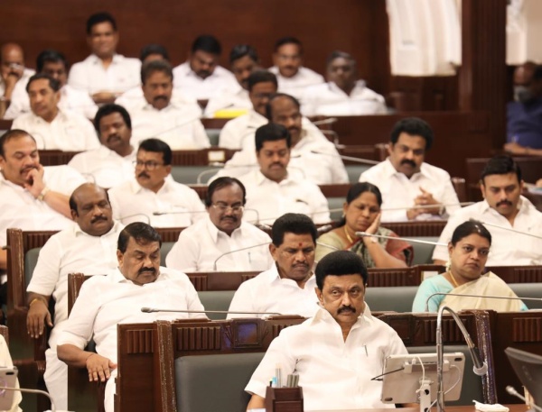 மாபெரும் சோழர் அருங்காட்சியகம் மாபெரும் சோழர் அருங்காட்சியகம்