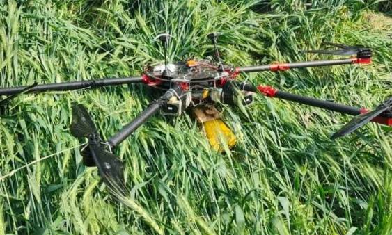 bsf shoots pakistani drone in border near punjab bsf shoots pakistani drone in border near punjab