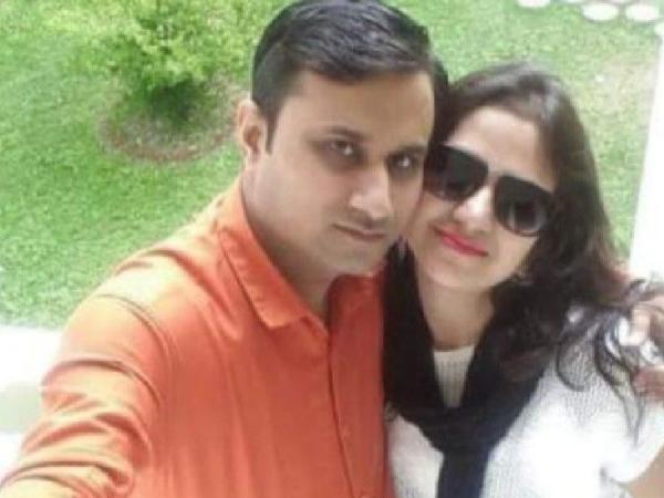  இரு சடலங்கள்