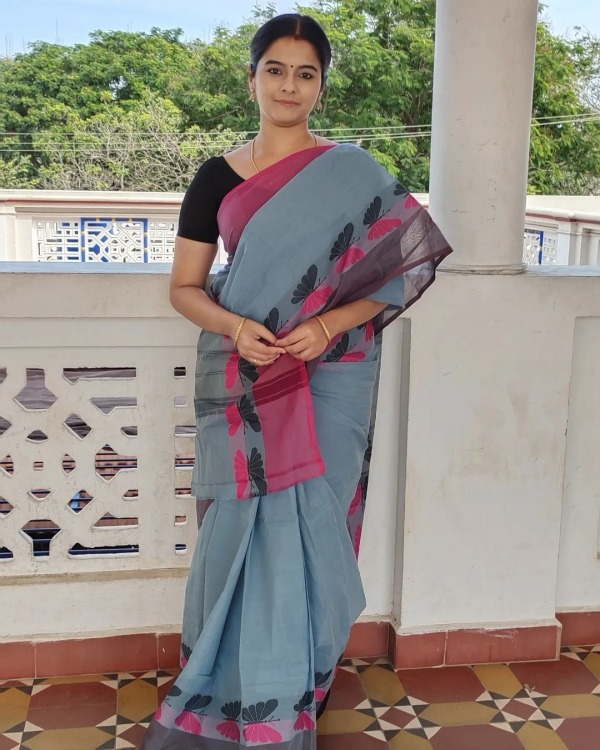 தெரியாத கேரக்டர்