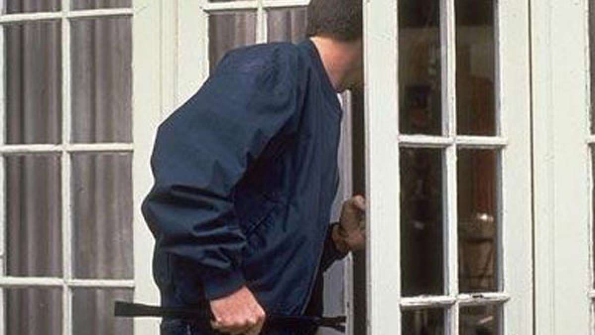 வீட்டு மாடி 