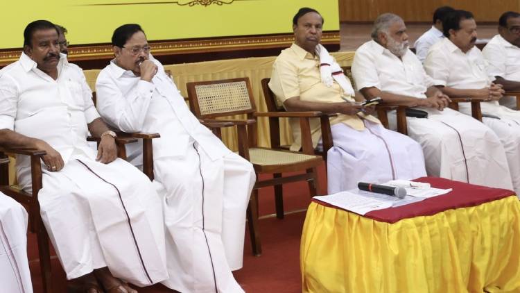 Stalin is writing the second volume of Ungalil oruvan book 