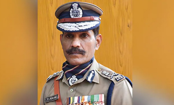 பொய்யான தகவல்கள் பொய்யான தகவல்கள்