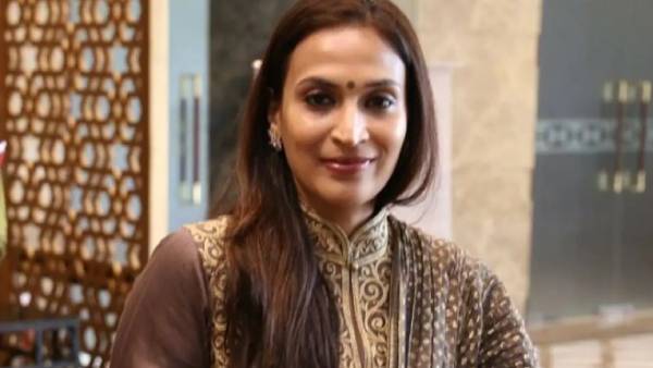 திருடி சாதித்தார் 