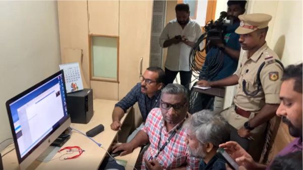 கேரள போலீசார் சோதனை கேரள போலீசார் சோதனை