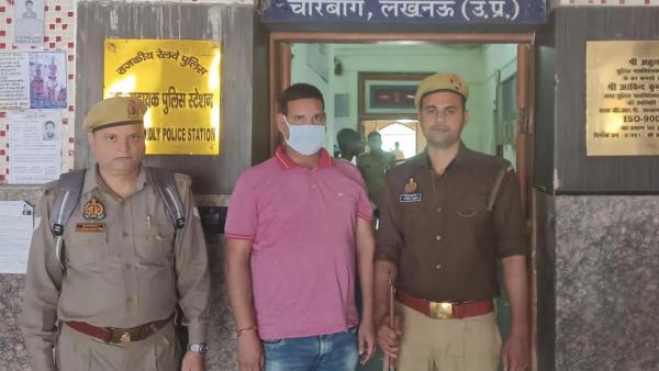 அதிர வைத்த விமான சம்பவம் 