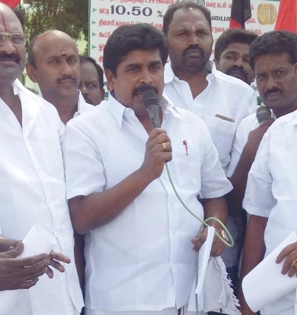  ஜெயக்குமார் ஆதரவாளர் 