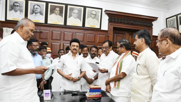 ஈவிகேஎஸ் இளங்கோவன் பதவியேற்பு 