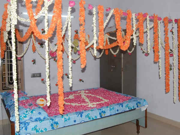 பர்ஸ்ட் நைட்