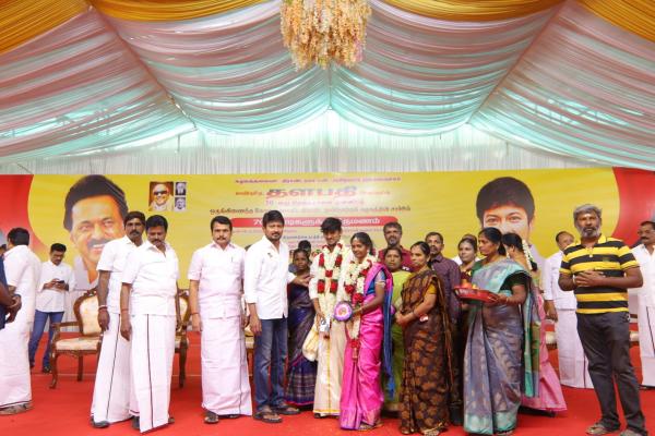 மூத்த முன்னோடிகள் 