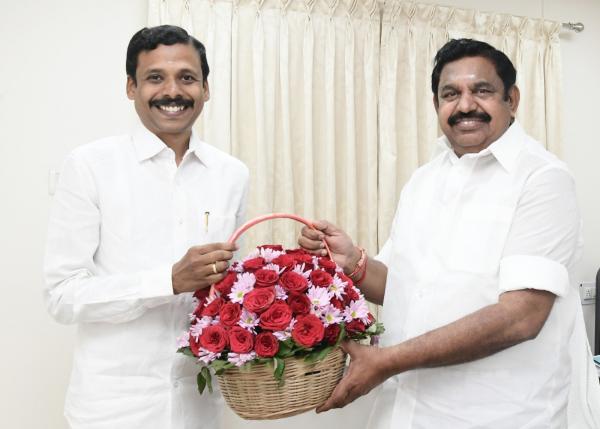  அமமுக நிர்வாகிகள் 