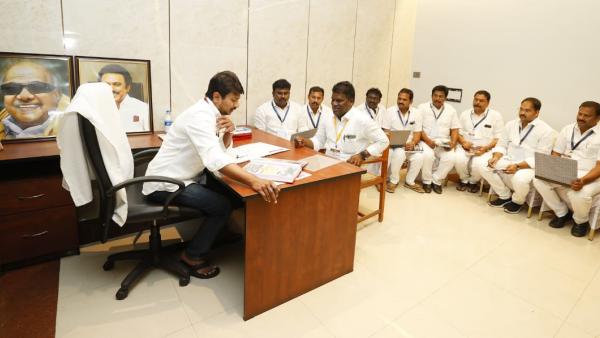 துணைச் செயலாளர்கள் 