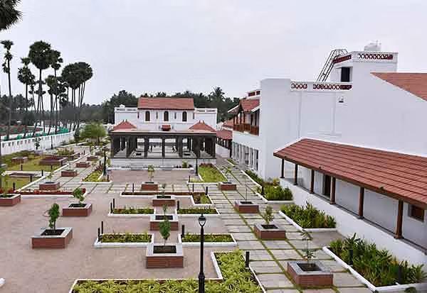 காட்சிக்கூடங்கள் காட்சிக்கூடங்கள்