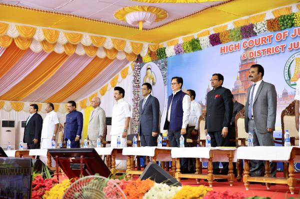 வழக்குரைஞர் நல நிதி 