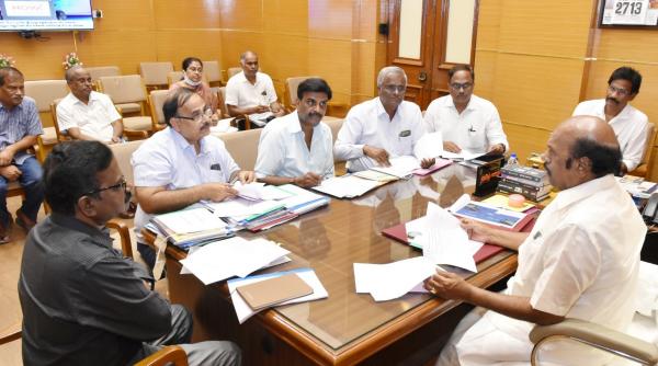 மதுரை மாவட்டத்தில் 3 பணிகள் 