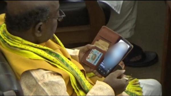 சலசலப்புகள்