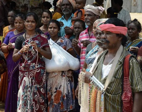 நரிக்குறவர், குருவிக்காரர் 