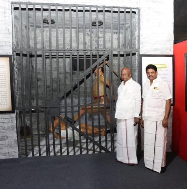  முதல்வரின் வாழ்க்கை பயணம் 