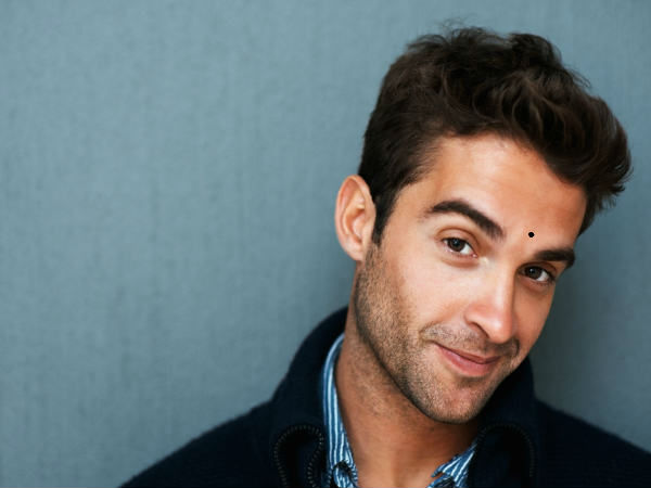 Samudrika Shastra Moles: Do you know the benefit of having a male mole? 