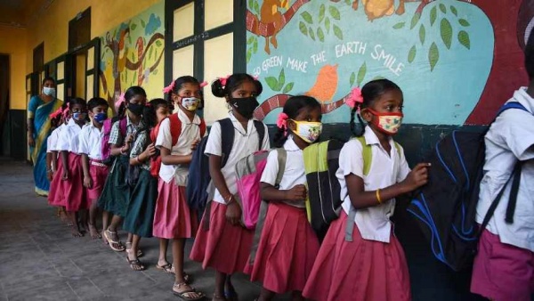 மாணவர்களுக்கு ஸ்நாக்ஸ் திட்டம்