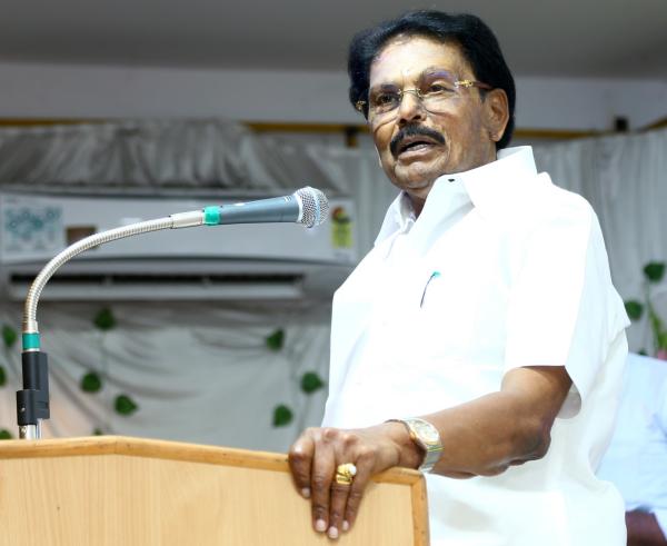  ஆவணங்கள் பறிமுதல் 