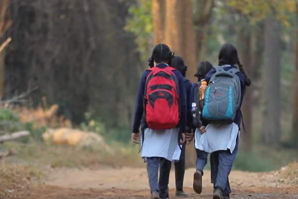  The tribal people living in the Nilgiris have greatly benefited from the makkalai thedi maruthuvam scheme