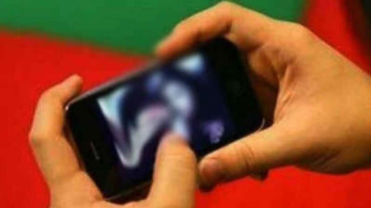 சிறுமிகளை வைத்து ஆபாச படம் 