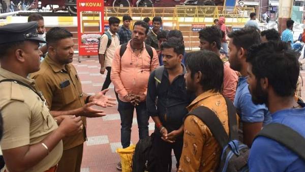 வடமாநில தொழிலாளர்கள்