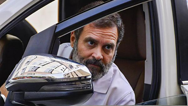 எக்ஸ் எம்பி என குறிப்பிட்டு..