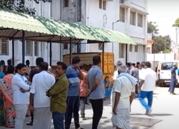 கல்லூரி 