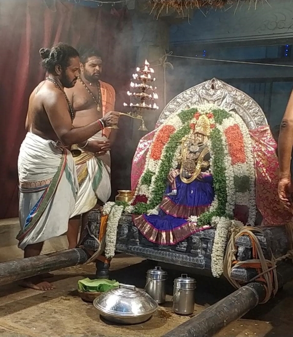 ஸ்ரீரங்கநாதனின் தங்கை சமயபுரம் மாரியம்மன் 