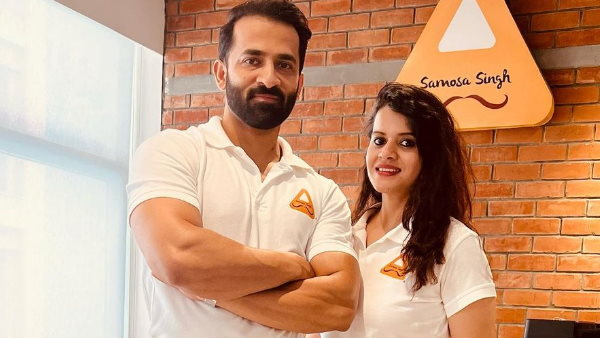 பணிகளை ராஜினாமா செய்த தம்பதி 