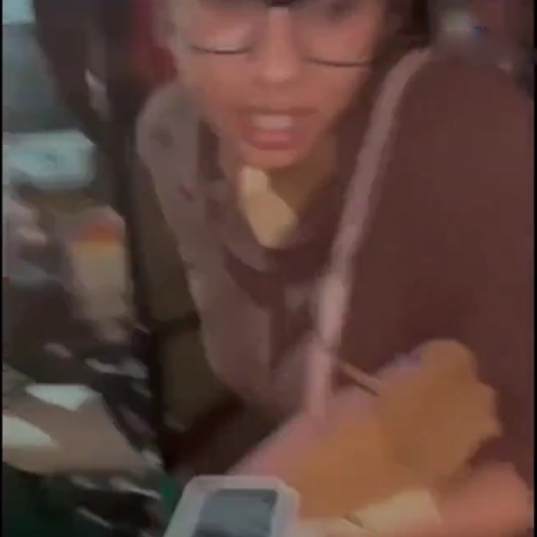  வாக்குவாதம்